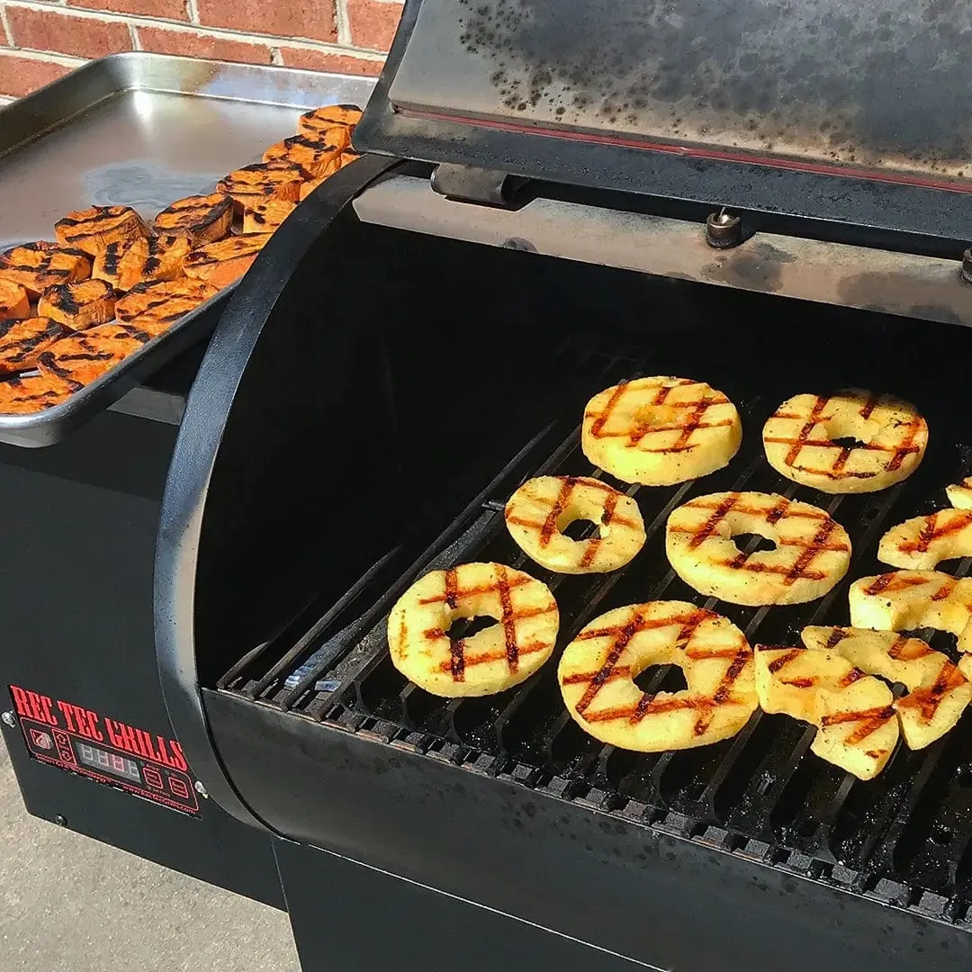 GrillGrate Sear Station for the Traeger Tailgater