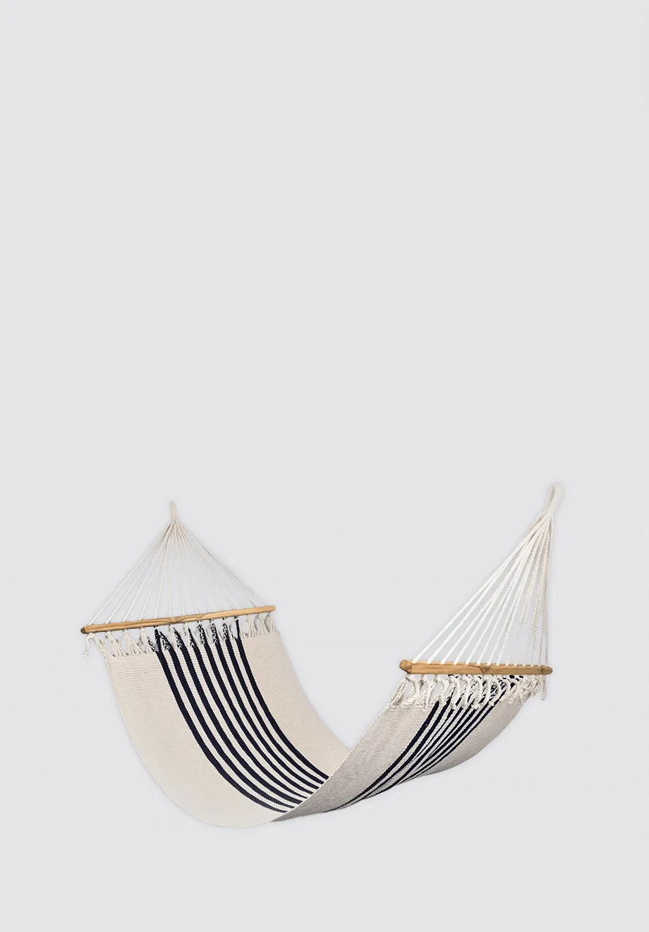 Triple Weave Colonial Cotton Hammock (Wooden Bar)